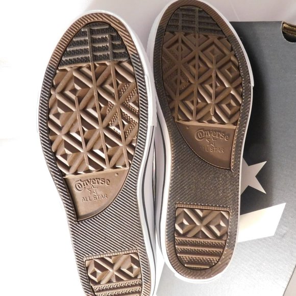 CONVERSE Chuck Taylor Unicorn Logo Sneakers NEW - Picture 6 of 7